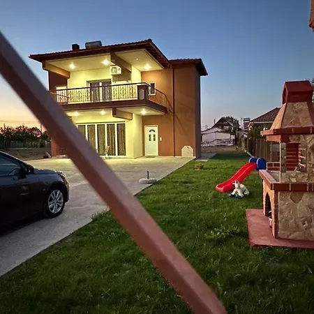 Aurora Nea Kallikrateia