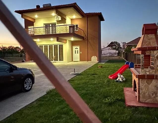 Aurora Nea Kallikrateia